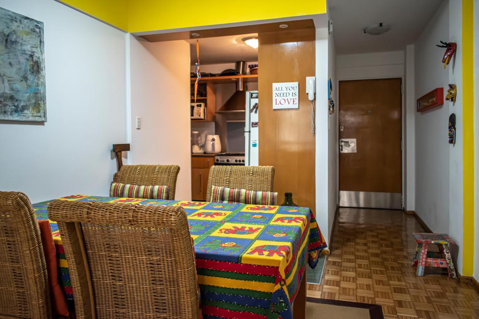 Beautiful And Colorful In Palermo Appartement *